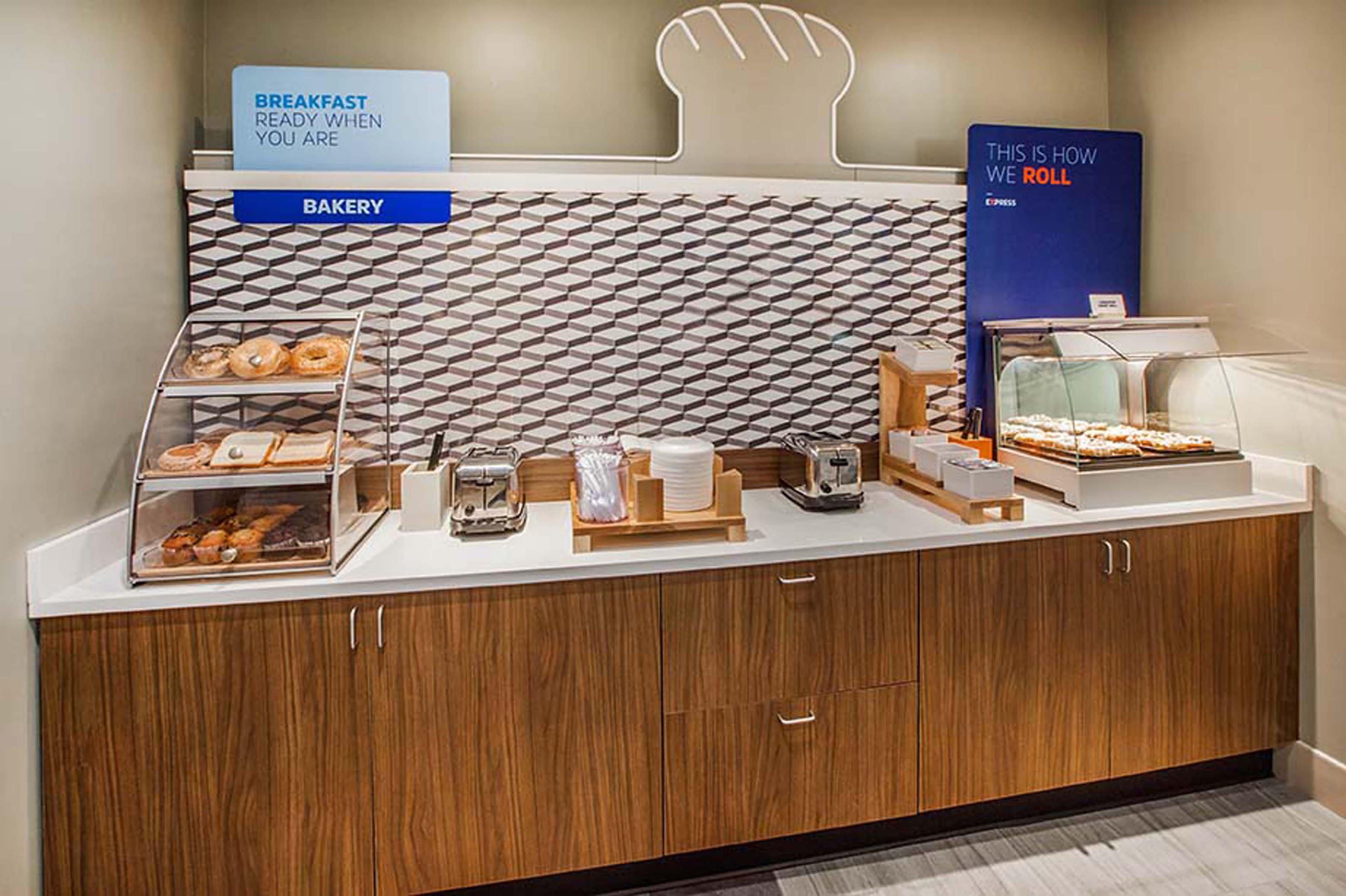 Holiday Inn Express Hotel & Suites Houston Nw Beltway 8-West Road By Ihg Extérieur photo